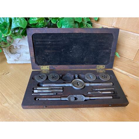 vintage tap and die set japan blue metal box|Vintage Tap & Die .